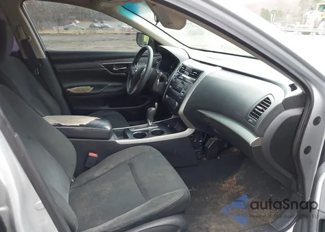 2015 Nissan Altima 2.5 S z USA, uszkodzony, nr VIN 1N4AL3APXFN400156